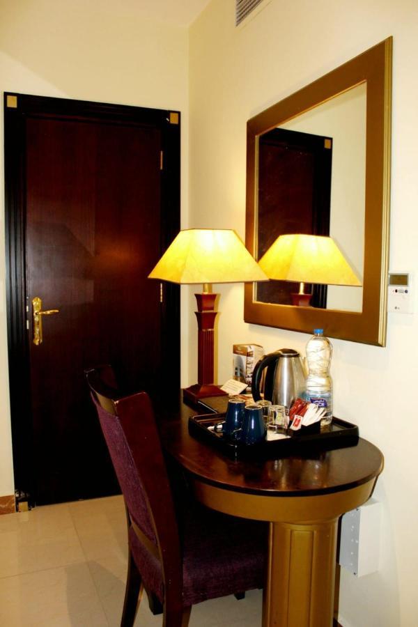 Tourist Hotel Doha Extérieur photo