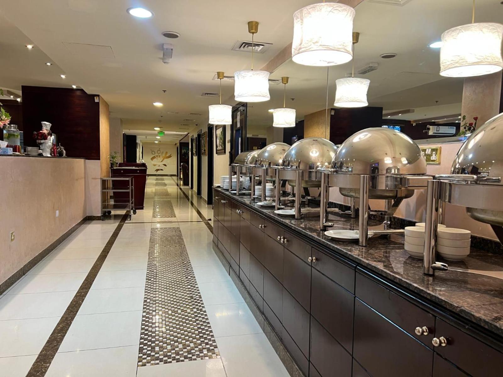 Tourist Hotel Doha Extérieur photo
